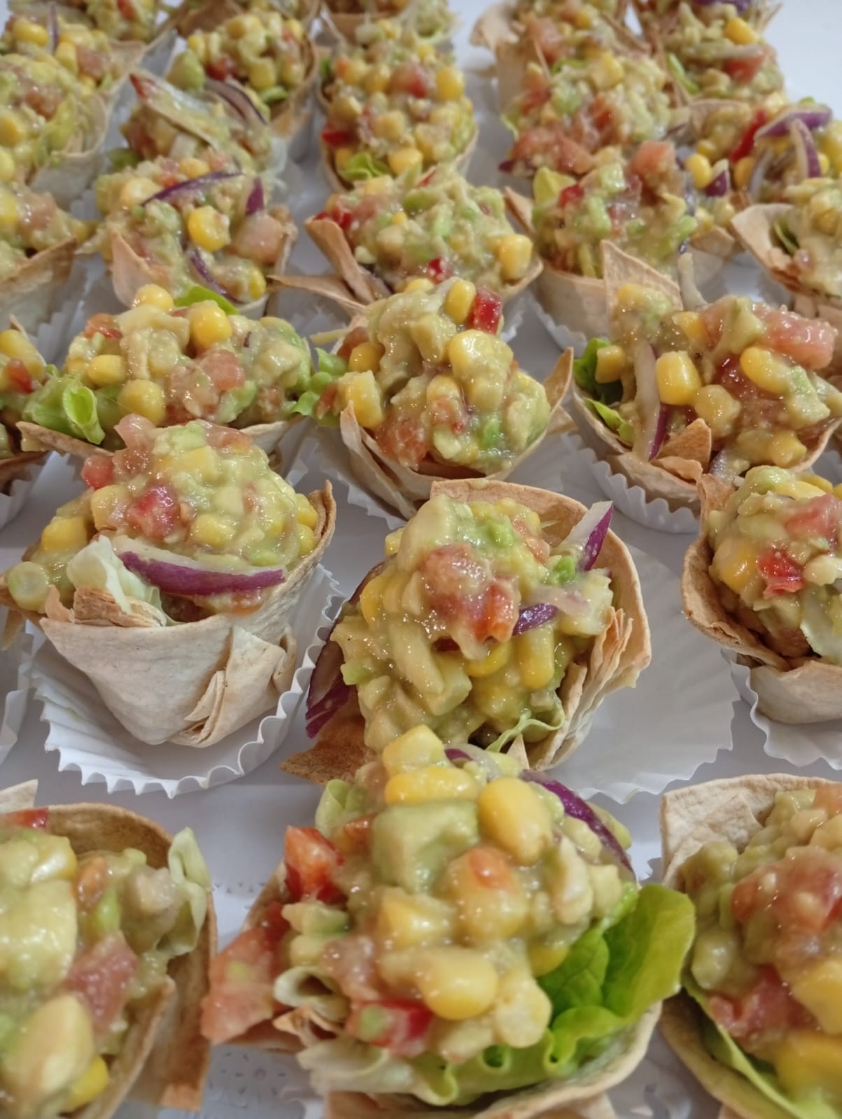 Canoas con Guacamole