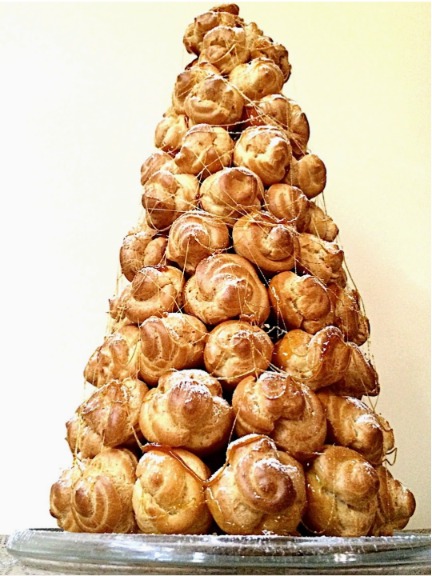 Croquembouche